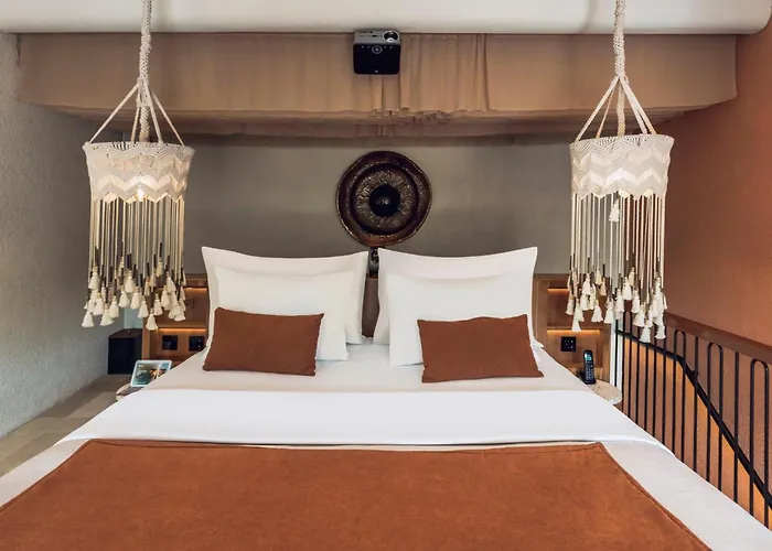 Villa Cyrus By Ini Vie Hospitality *